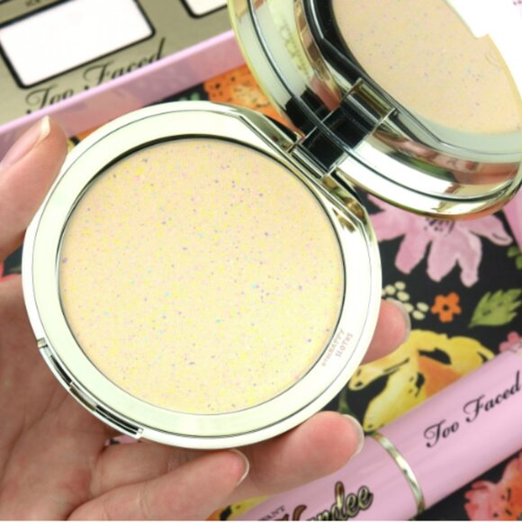 Limited Edition I Want Kandee Banana Pudding Brightening Face Powder -RARE - Picture 1 of 9